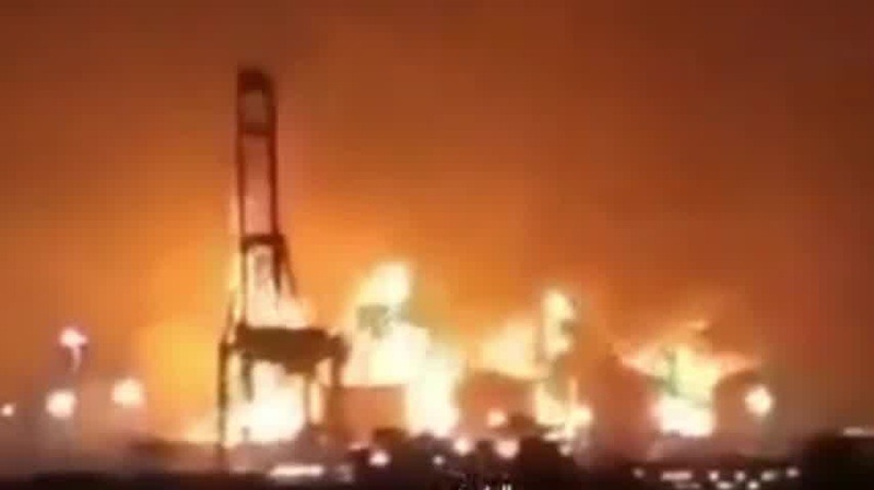 Ormuz en tensión: el ataque a QatarEnergy y el bloqueo que redefine la seguridad energética mundial<br><span style='font-size:18px;line-height:18px;font-weight:400'>El ataque del 18 de marzo contra las instalaciones de QatarEnergy en Ras Laffan, que destruyó dos trenes de GNL, desencadenó una crisis que se extiende por el estrecho de Ormuz. Irán intensificó un bloqueo parcial que condiciona el tránsito de buques, mientras Europa y Asia enfrentan un shock energético inmediato y los mercados globales se preparan para un escenario de incertidumbre prolongada.</span>