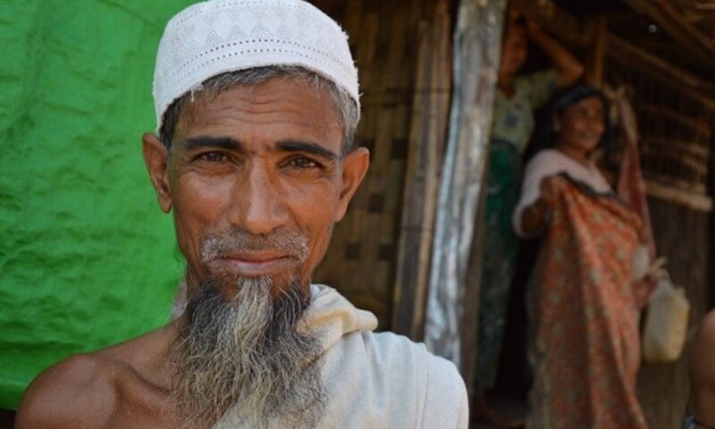 El petróleo invisible que alimenta el genocidio en Myanmar<br><span style='font-size:18px;line-height:18px;font-weight:400'>Una flota fantasma en el mar de Andamán transporta combustible sancionado hacia Myanmar, permitiendo a la junta militar sostener su campaña aérea contra civiles y comunidades rohinyás. Investigaciones de Amnistía Internacional y Global Policy revelan cómo este suministro clandestino se ha convertido en el motor de la represión.</span>