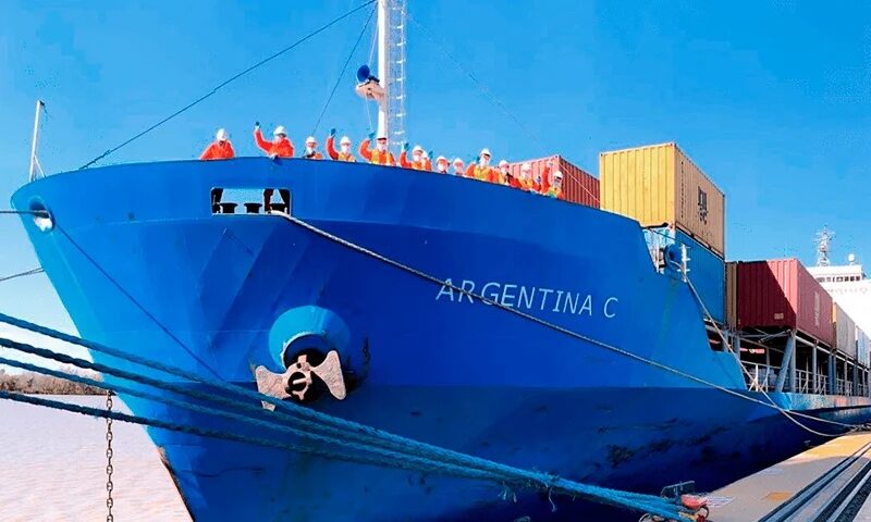 Parece que desregular el cabotaje no funciona en ningún lado<br><span style='font-size:18px;line-height:18px;font-weight:400'>El Ingeniero naval Gustavo Alonso, analiza la experiencia internacional y advierte sobre los riesgos de desregular el cabotaje. Su reflexión se apoya en datos de la industria y en el caso estadounidense, donde las exenciones de la Ley Jones han favorecido a operadores extranjeros en detrimento de la seguridad nacional y del empleo marítimo.</span>