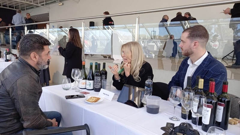 Mendoza fortalece su perfil exportador con vinos y diversidad productiva<br><span style='font-size:18px;line-height:18px;font-weight:400'>La provincia consolida un modelo de desarrollo basado en valor agregado, articulación público-privada y apertura de mercados internacionales.</span>