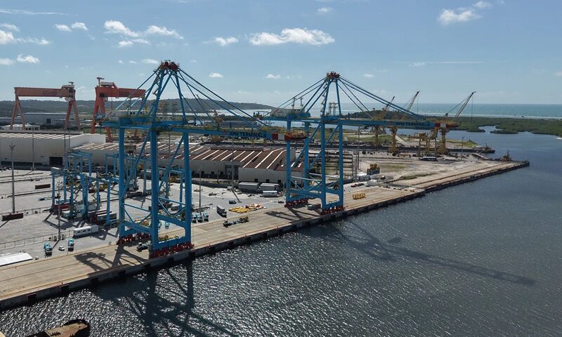 Suape nuevo nodo estratégico para Brasil y Sudamérica<br><span style='font-size:18px;line-height:18px;font-weight:400'>APM Terminals inauguró en junio de 2026 el nuevo terminal de contenedores en Suape, Pernambuco: primera instalación 100% electrificada de América Latina, con fuerte impacto económico y logístico regional.</span>