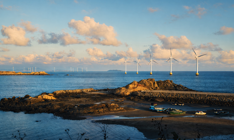 La eólica marina reclama velocidad para garantizar seguridad energética<br><span style='font-size:18px;line-height:18px;font-weight:400'>El Consejo Mundial de Energía Eólica instó a los gobiernos a acelerar el despliegue de proyectos offshore, destacando que la capacidad global alcanzó 92,5 GW y debe crecer más rápido para sostener la seguridad energética mundial.</span>