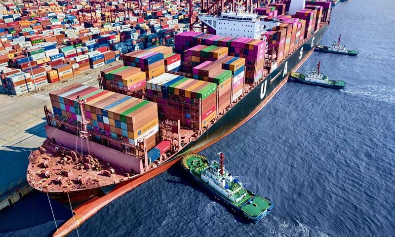 Cambio estratégico en el mapa del transporte marítimo<br><span style='font-size:18px;line-height:18px;font-weight:400'>La entrada en servicio de nuevos portacontenedores refuerza las rutas entre China e India y el Lejano Oriente–Mediterráneo, consolidando un giro en los flujos marítimos globales y en la competitividad portuaria.</span>