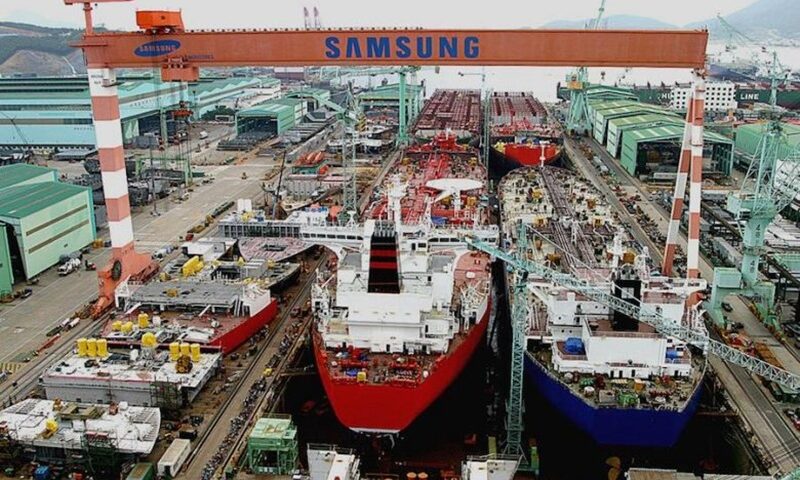 JP Morgan amplía su presencia en construcción naval<br><span style='font-size:18px;line-height:18px;font-weight:400'>El banco estadounidense, a través de vehículos de inversión especializados, confirmó un pedido de cinco buques en Samsung Heavy Industries por más de 660 millones de dólares, diversificando su cartera en segmentos estratégicos del transporte marítimo.</span>