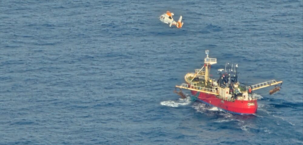 Operativo contrarreloj en alta mar<br><span style='font-size:18px;line-height:18px;font-weight:400'>La Prefectura Naval Argentina desplegó un operativo aéreo de emergencia para evacuar a un tripulante con cuadro clínico grave en el Mar Argentino.</span>