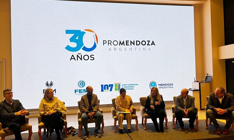 Aniversario: seis historias potenciadas por ProMendoza en 30 años<br><span style='font-size:18px;line-height:18px;font-weight:400'>En su 30º aniversario, ProMendoza puso en valor seis historias empresariales que reflejan cómo la institución ha sido motor de internacionalización, inversión y crecimiento productivo para la provincia.</span>